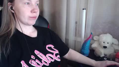 Snapshot of molly_royse chatting on 02-03-26, 09:20 I have new photos come and see with love Molly online show from 02-03-26, 09:20