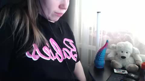 Snapshot of molly_royse chatting on 02-04-26, 11:16 I have new photos come and see with love Molly online show from 02-04-26, 11:16