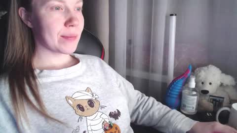 Snapshot of molly_royse chatting on 02-12-26, 05:13 I have new photos come and see with love Molly online show from 02-12-26, 05:13