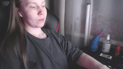 Snapshot of molly_royse chatting on 02-13-26, 08:38 I have new photos come and see with love Molly online show from 02-13-26, 08:38