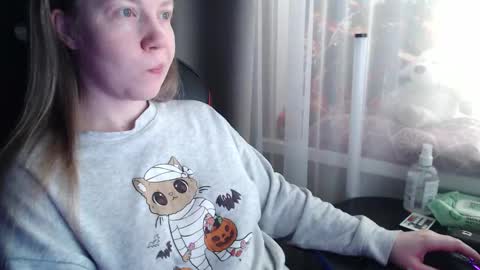 Snapshot of molly_royse chatting on 02-24-26, 07:17 I have new photos come and see with love Molly online show from 02-24-26, 07:17