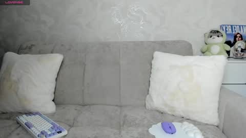Ill tell you when were private online show from 12-08-24, 09:19