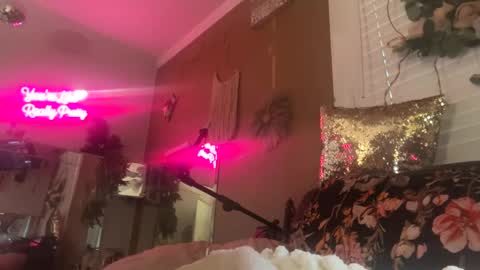 molly_theslut online show from 09-08-25, 02:16