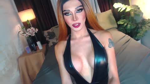 Snapshot of mollycummers chatting on 10-27-25, 08:29 Molly online show from 10-27-25, 08:29