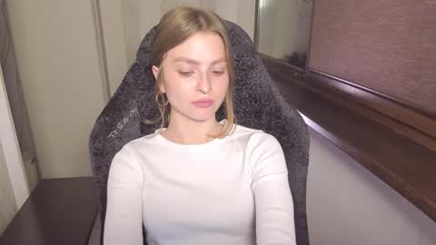 Taisha online show from 12-21-25, 07:32