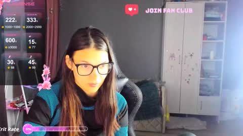  KIRA  online show from 10-27-25, 02:15