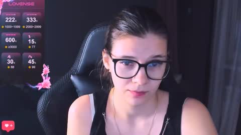 Snapshot of mollylollipop20 chatting on 01-13-26, 05:29 KIRA online show from 01-13-26, 05:29