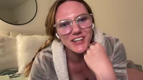 mollyrae8869 online show from 10-13-25, 02:55