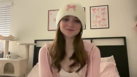 Molly Moon online show from 02-14-26, 08:11