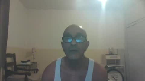 moment71200 online show from 01-01-25, 06:27