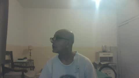 moment71200 online show from 01-04-25, 10:13