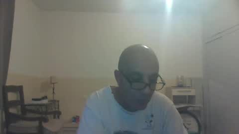 moment71200 online show from 01-08-25, 06:41