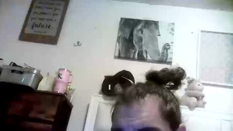 mommabearanpoppabear850 online show from 10-10-25, 10:31