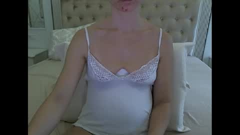 Amy online show from 12-18-24, 01:02