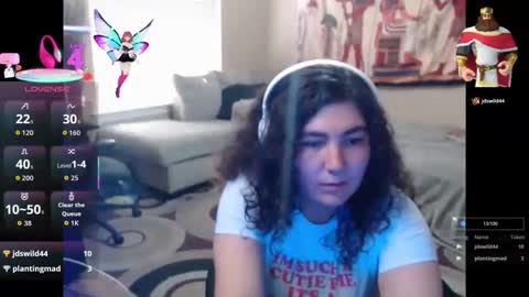 Snapshot of mommydarknesskairi3427 chatting on 11-02-25, 06:43 MommyDarkness3427 online show from 11-02-25, 06:43