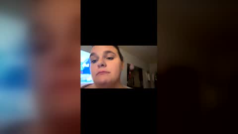 Snapshot of mommyndaddyplaytime chatting on 12-20-25, 07:48 mommyndaddyplaytime online show from 12-20-25, 07:48