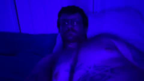 Snapshot of mommyndaddyplaytime chatting on 02-08-26, 10:07 mommyndaddyplaytime online show from 02-08-26, 10:07