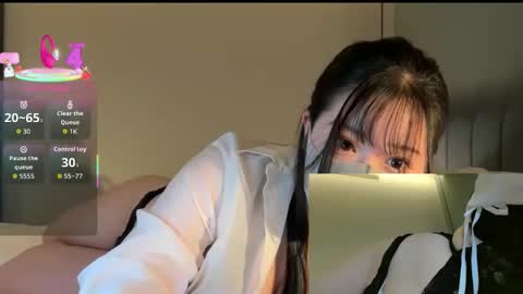 momo___0717 online show from 11-04-25, 10:58