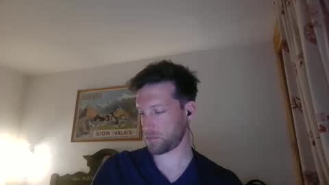 Snapshot of moms_little_monster chatting on 12-18-24, 08:03 moms_little_monster online show from 12-18-24, 08:03