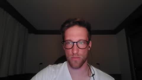 Snapshot of moms_little_monster chatting on 11-05-25, 09:26 moms_little_monster online show from 11-05-25, 09:26