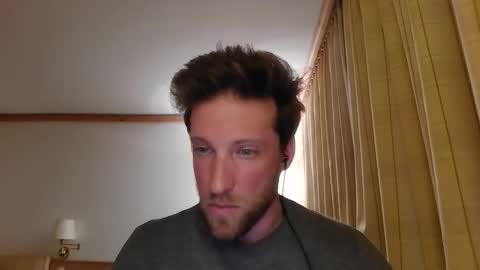 moms_little_monster online show from 11-25-25, 10:10