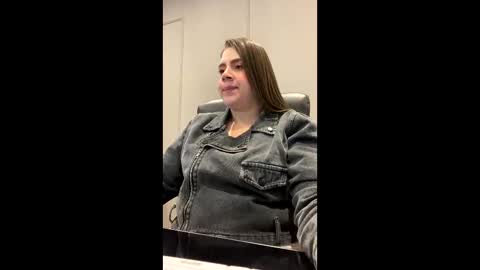 Mona online show from 10-30-25, 12:17