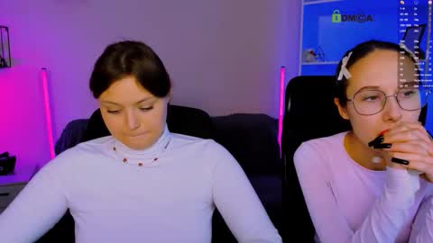 Mona  online show from 11-12-25, 08:08