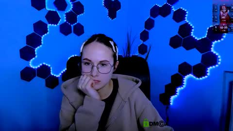 Mona  online show from 02-14-26, 09:00