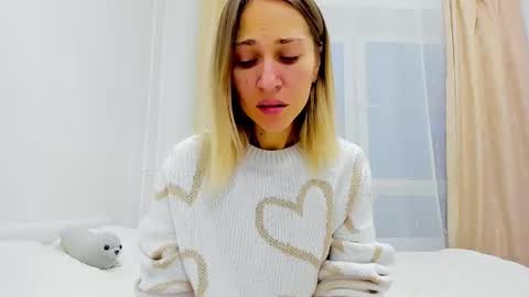 Snapshot of mona_cruz chatting on 12-11-24, 05:10 Mona online show from 12-11-24, 05:10