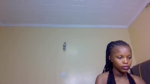 Snapshot of mona_luv1 chatting on 11-13-25, 01:15 Mona online show from 11-13-25, 01:15