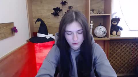 Snapshot of monakali chatting on 11-12-25, 10:26 monakali online show from 11-12-25, 10:26