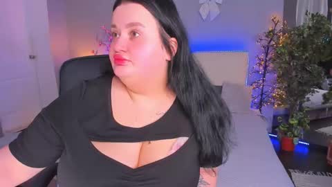 Monica online show from 01-13-26, 01:16