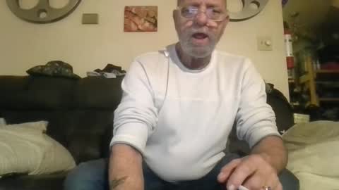 mondaymonday online show from 12-15-24, 11:12