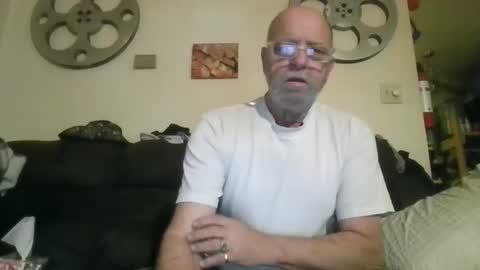 mondaymonday online show from 12-16-24, 12:27