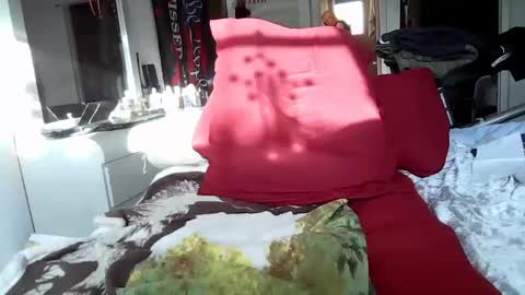 Snapshot of mondi82 chatting on 01-26-25, 10:02 Mondi82 online show from 01-26-25, 10:02