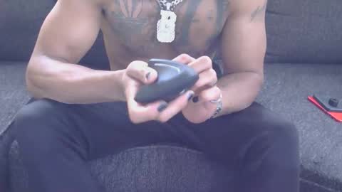 Snapshot of moneymanboy chatting on 03-02-26, 04:58 11nchmonster online show from 03-02-26, 04:58