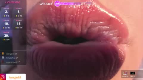 Snapshot of monica_amberr chatting on 10-11-25, 06:23 I am Gio online show from 10-11-25, 06:23