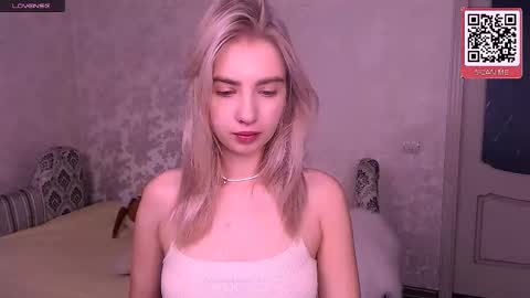 monicamoonlight online show from 10-04-25, 12:14