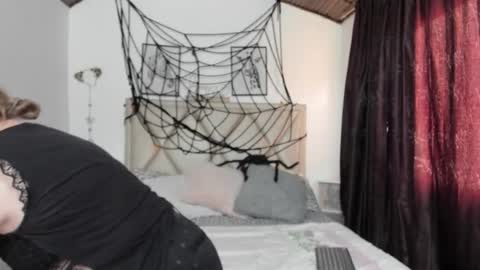 Mony online show from 10-15-25, 11:54