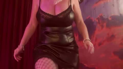 Snapshot of monicutex chatting on 01-16-25, 02:19 Monika    online show from 01-16-25, 02:19