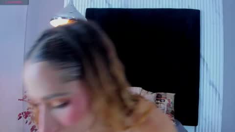 MONIK FOX online show from 10-11-25, 11:58