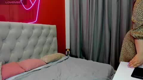 Monika online show from 11-17-25, 02:06