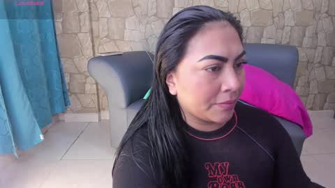 monikk__harrison online show from 02-10-25, 12:08