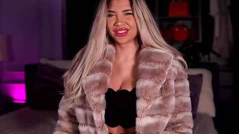 Moni online show from 01-05-26, 05:27