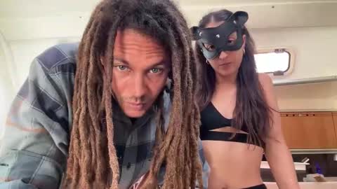 Monk and Mia online show from 10-18-25, 11:00