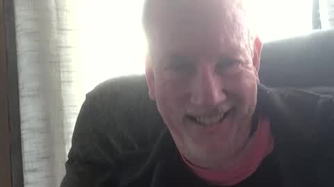 Snapshot of monkeedance chatting on 12-22-24, 09:31 Monkee Dance online show from 12-22-24, 09:31