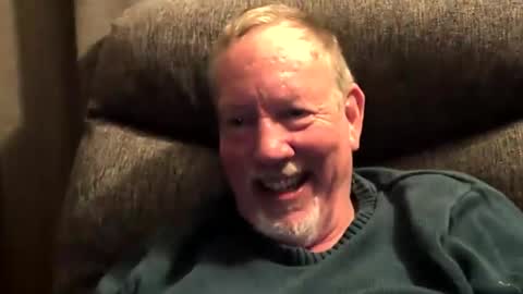 Snapshot of monkeedance chatting on 01-11-25, 06:35 Monkee Dance online show from 01-11-25, 06:35