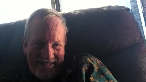 Snapshot of monkeedance chatting on 01-12-25, 08:57 Monkee Dance online show from 01-12-25, 08:57