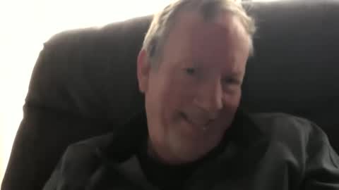 Snapshot of monkeedance chatting on 01-29-25, 05:35 Monkee Dance online show from 01-29-25, 05:35