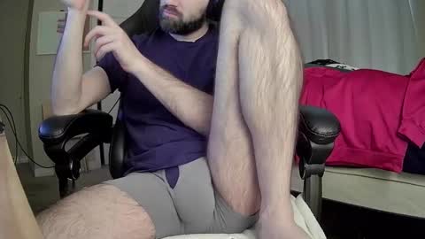 monkey_4u online show from 12-18-24, 07:19